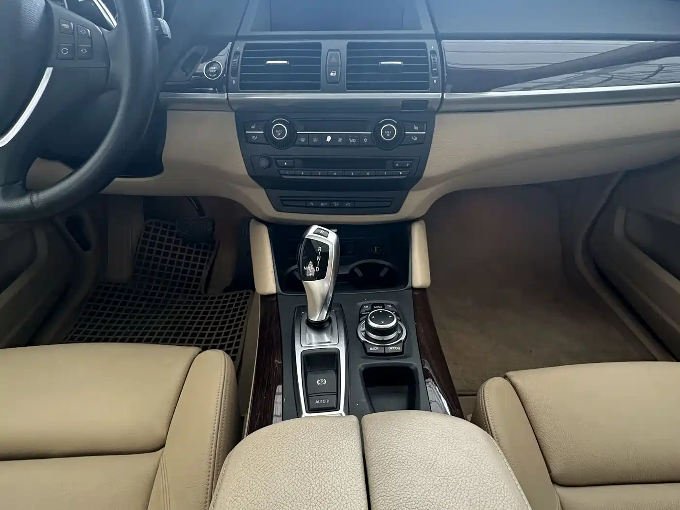 BMW X6 2011 xDrive35i фото 5