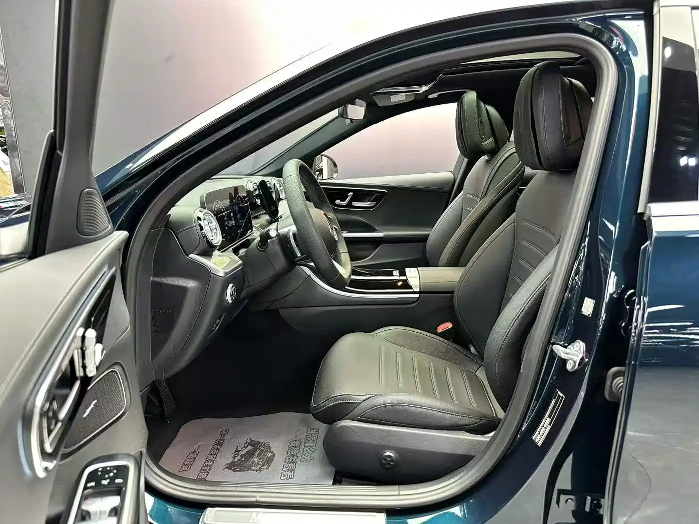 Mercedes-Benz C-Class 2023 Facelift C 260 L Sport Edition фото 7