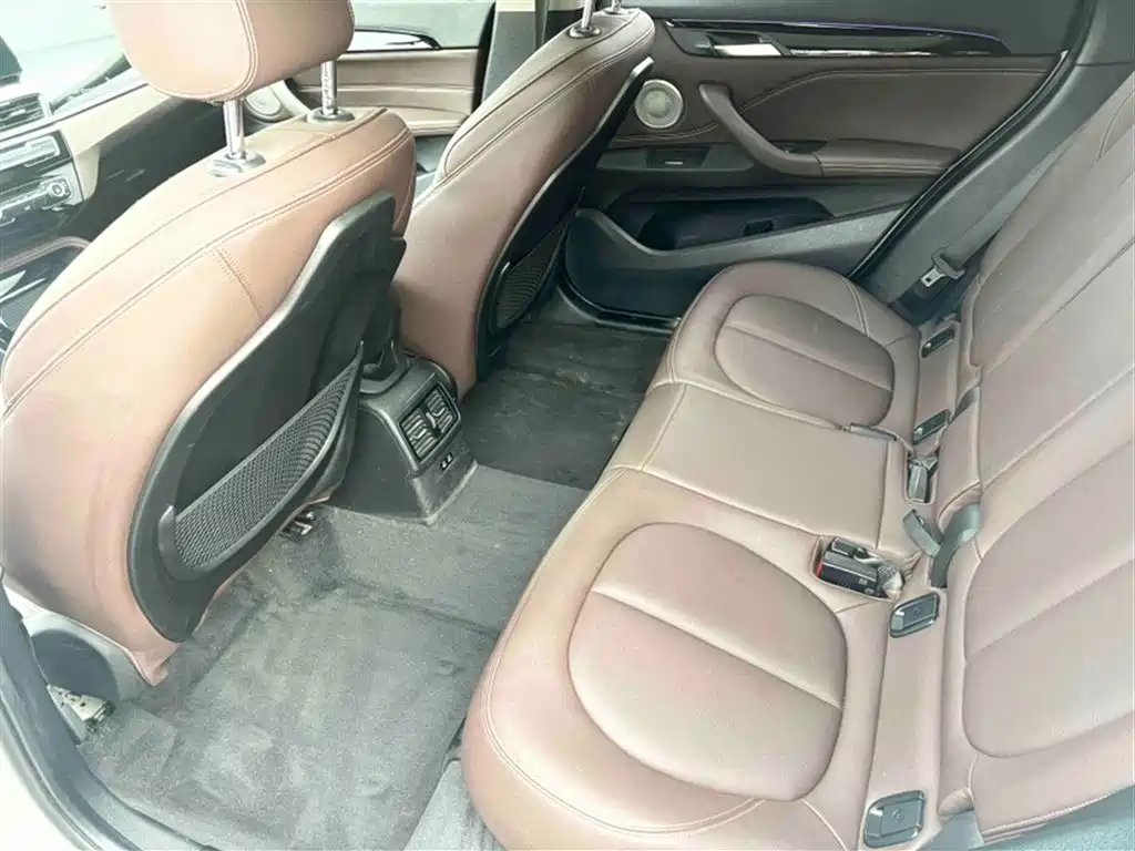 BMW X1 2021 sDrive20Li Exclusive фото 13