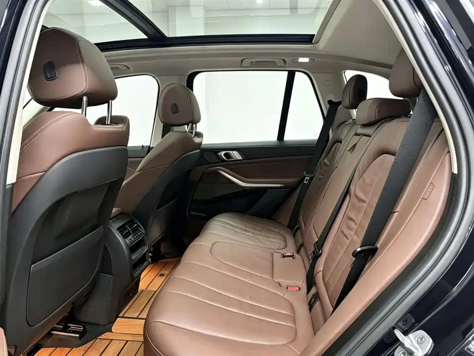 BMW X5 (Import) 2020 xDrive40i M Sport Package фото 6