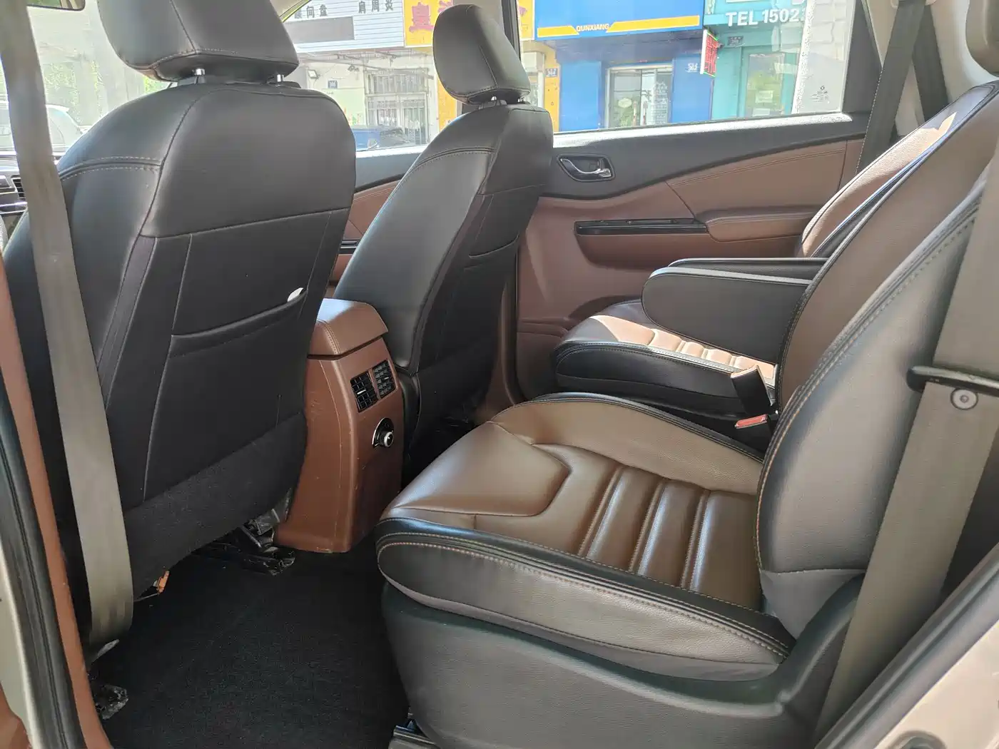 Dongfeng Fengxing Fengxing SX6 2017 2016 1.6L CVT Luxury