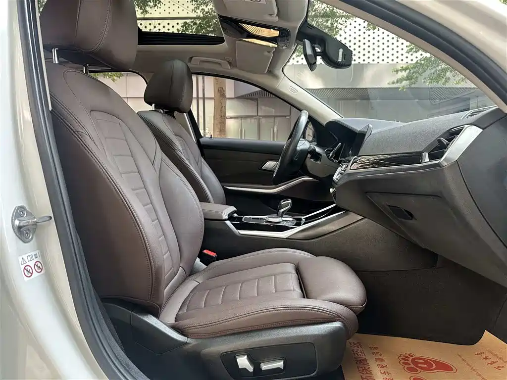 BMW 3 Series 2020 325Li Launch Edition фото 6