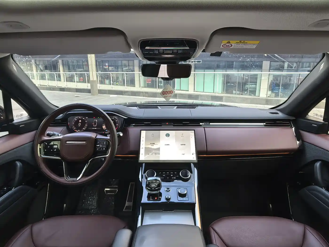 Land Rover Range Rover Sport 2023 400PS Dynamic SE фото 10