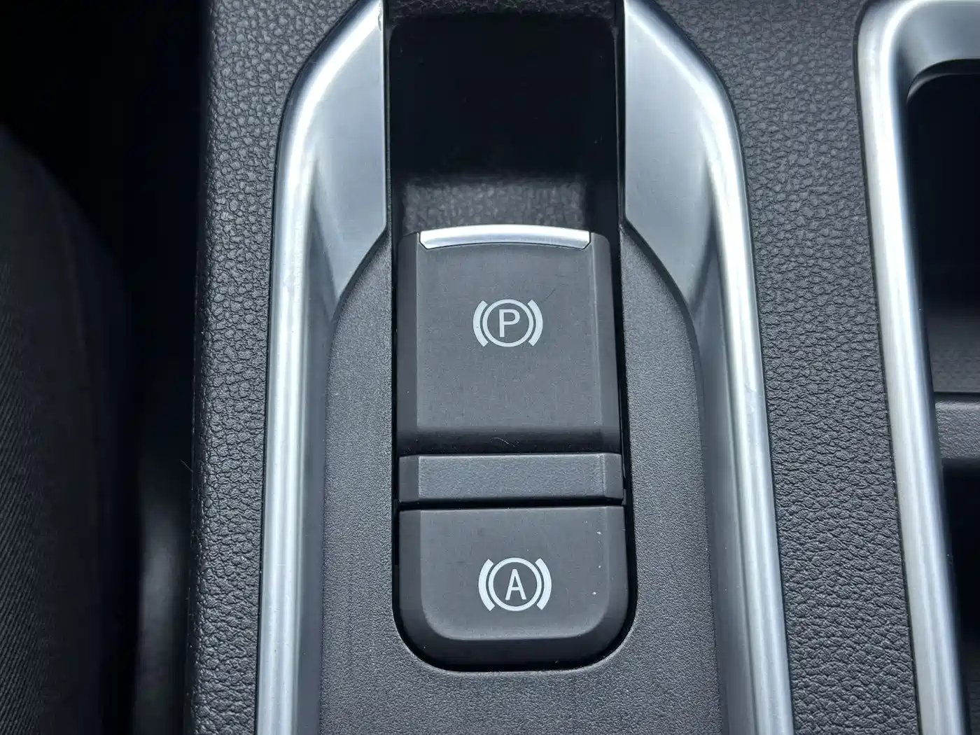 Haval M6 2021 PLUS 1.5T DCT Elite Smart Connect фото 17