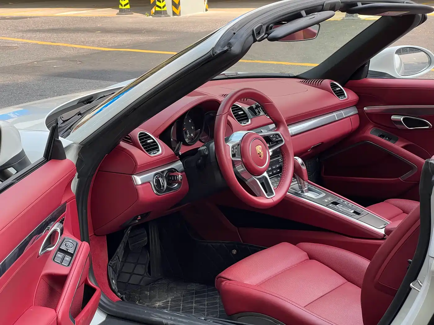Porsche 718 2023 Boxster Style Edition 2.0T фото 4
