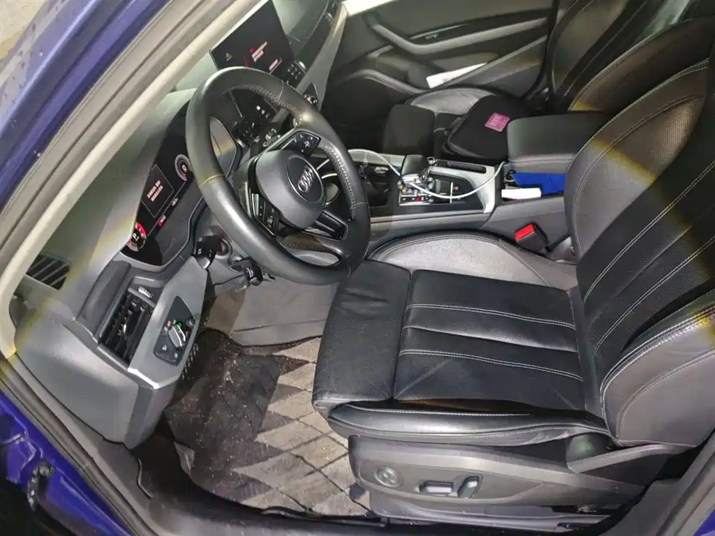 Audi A4L 2020 40 TFSI Fashion Dynamic Edition фото 8