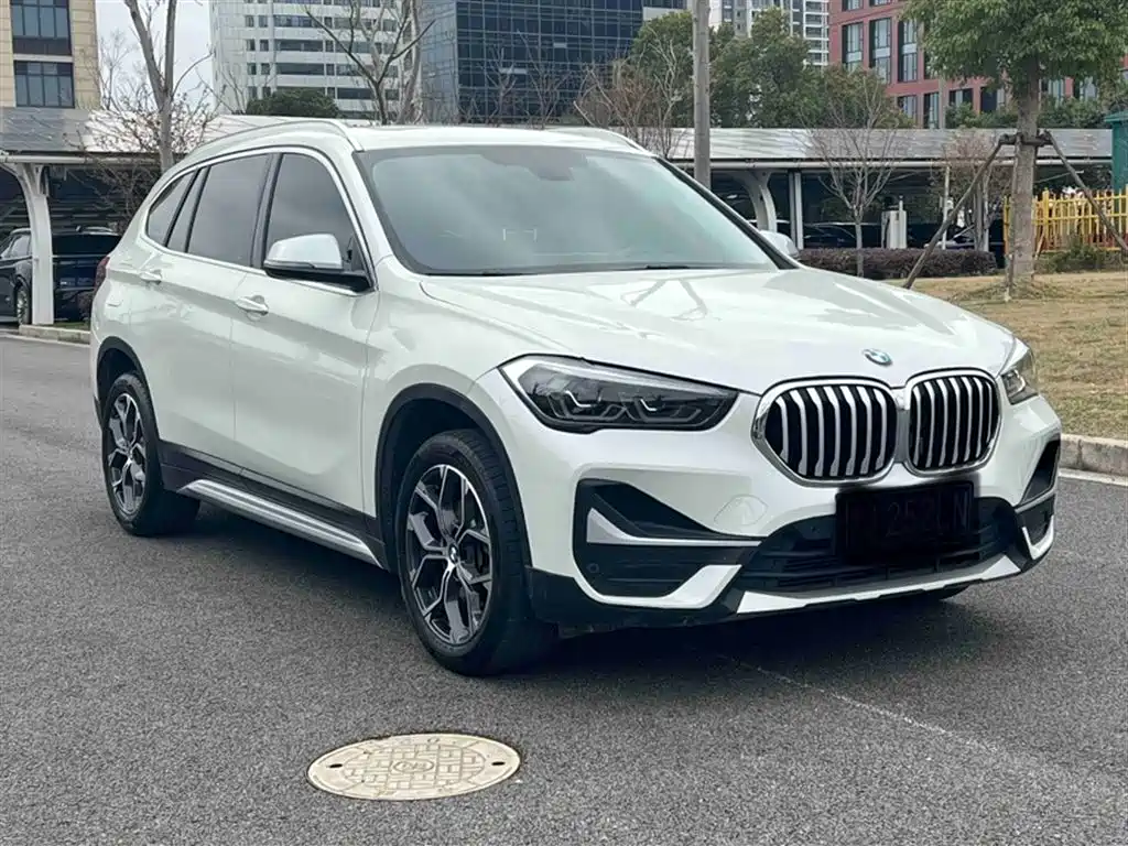 BMW X1 2021 sDrive20Li Exclusive фото 24