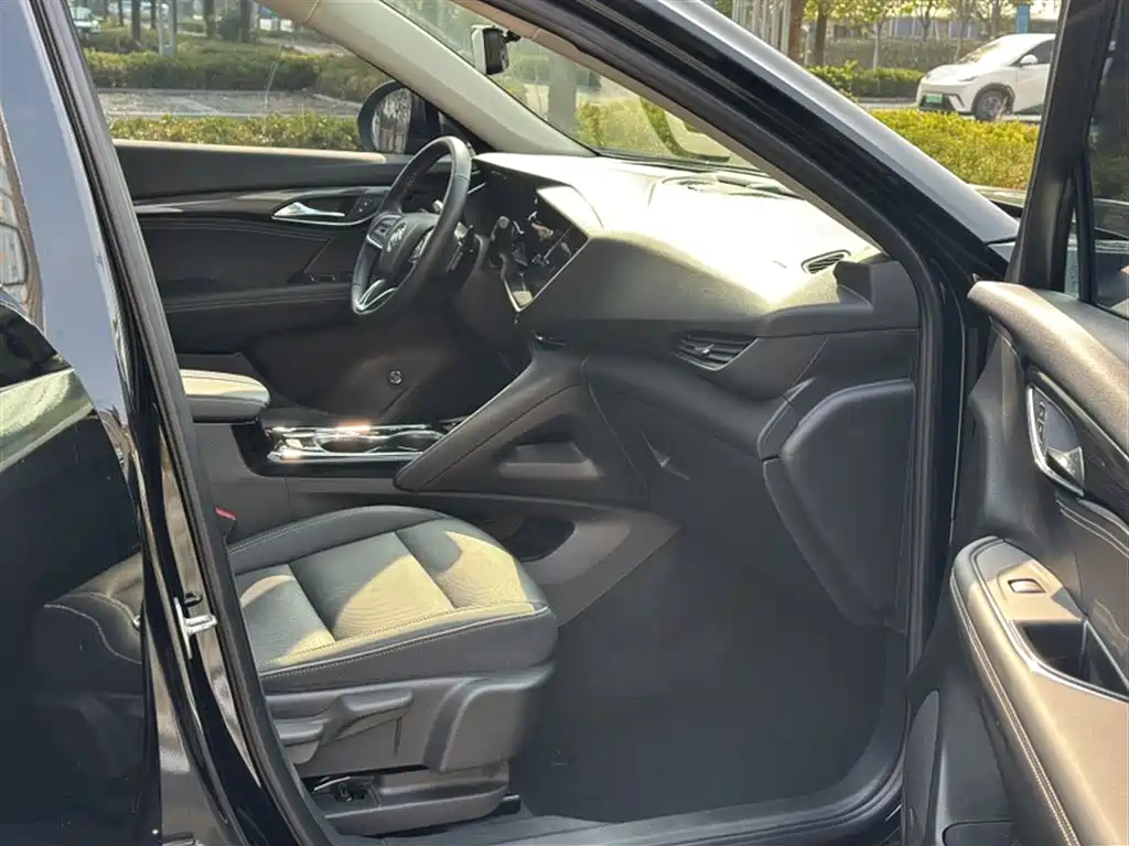 Buick Envision Plus 2022 Enclave Plus 652T 5-Seater Luxury фото 20
