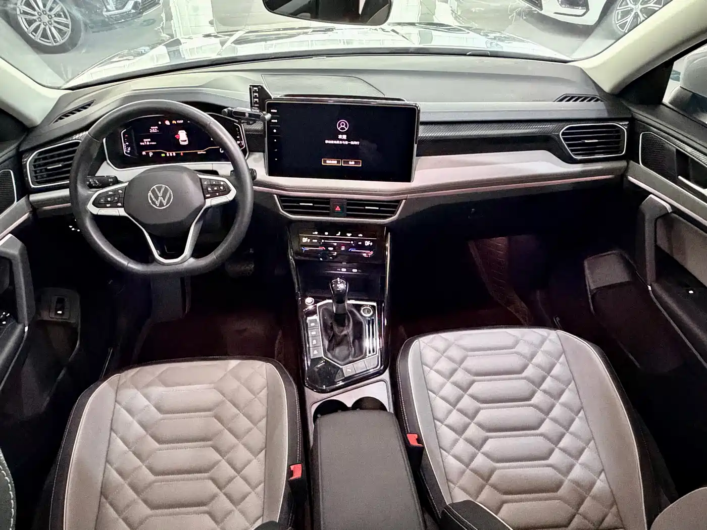 Volkswagen Tayron 2023 280TSI 2WD Luxury Plus Advanced Edition фото 6