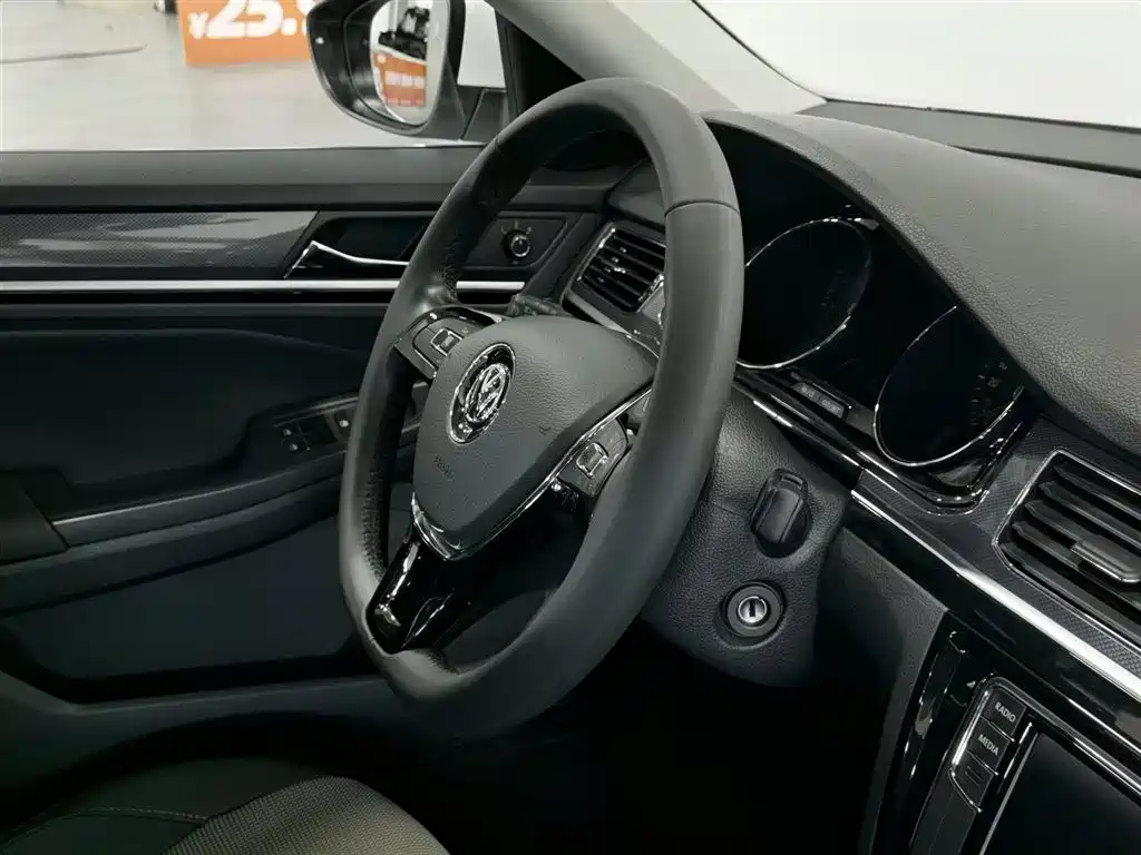 Volkswagen C-TREK 2020 1.5L Automatic Comfort Edition фото 22