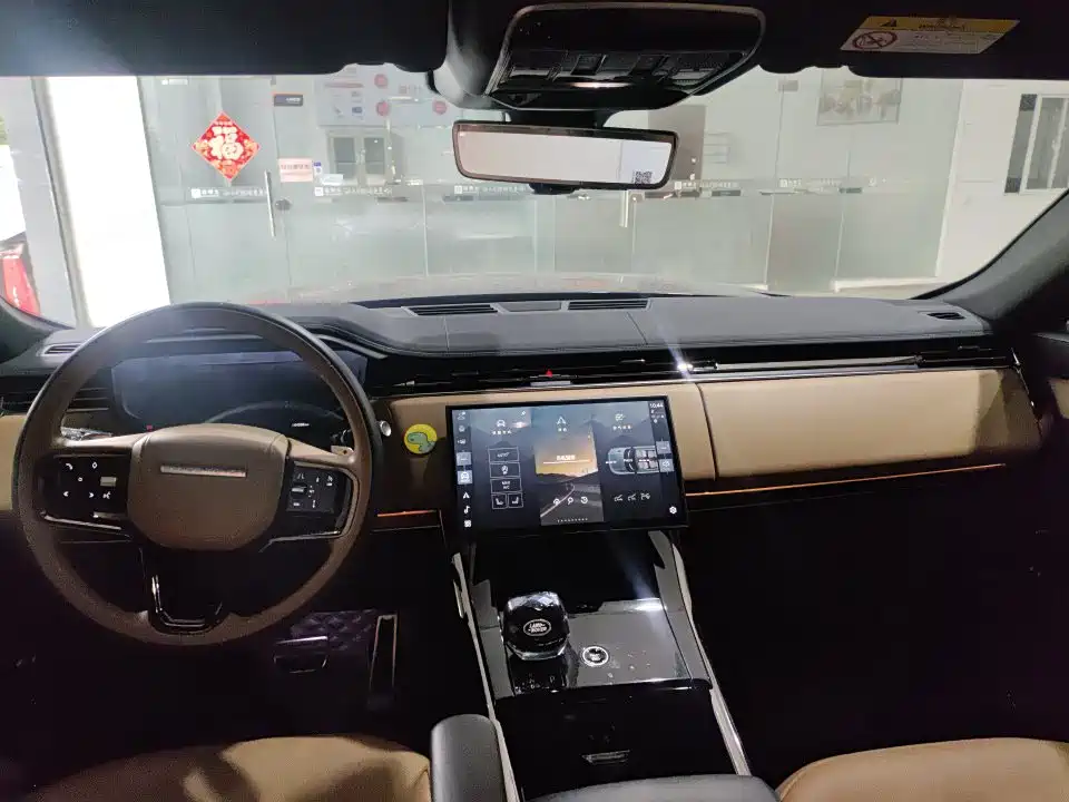 Land Rover Range Rover Sport 2024 400PS Dynamic SE фото 3
