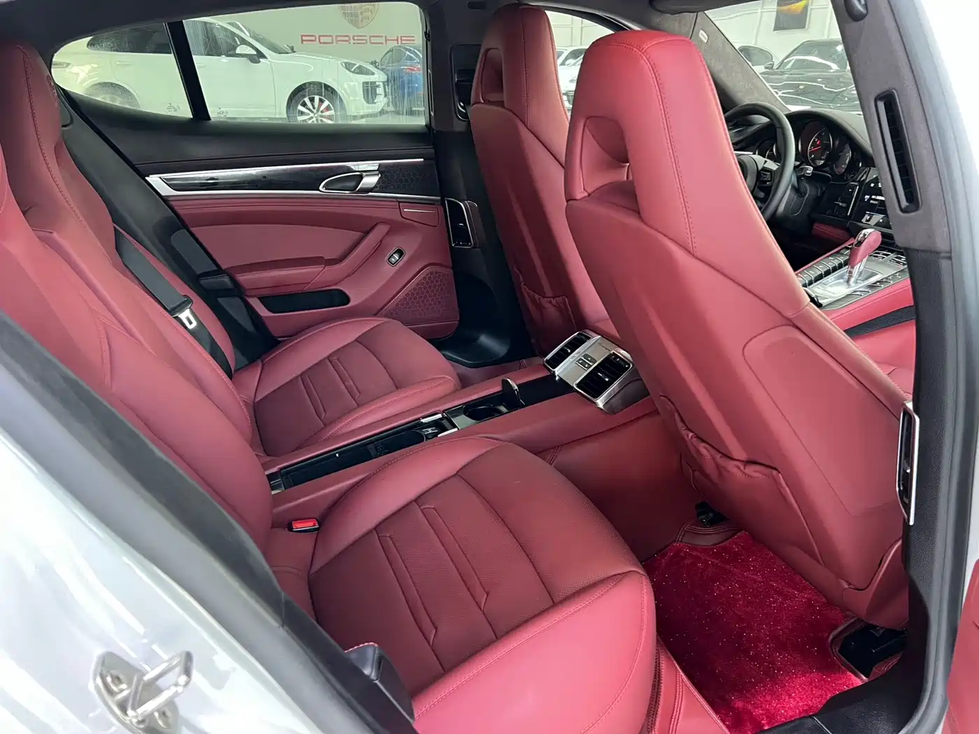Porsche Panamera 2010 Panamera 3.6L фото 13