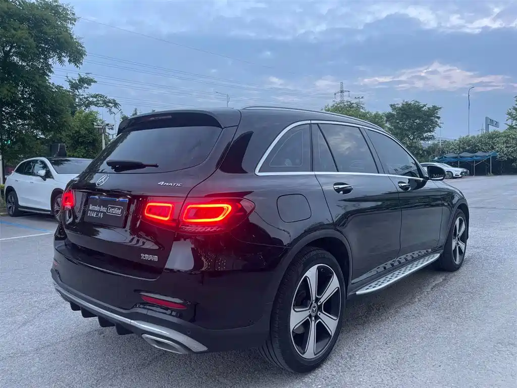 Mercedes-Benz GLC 2022 GLC 300 L 4MATIC Dynamic Collector's Edition фото 6