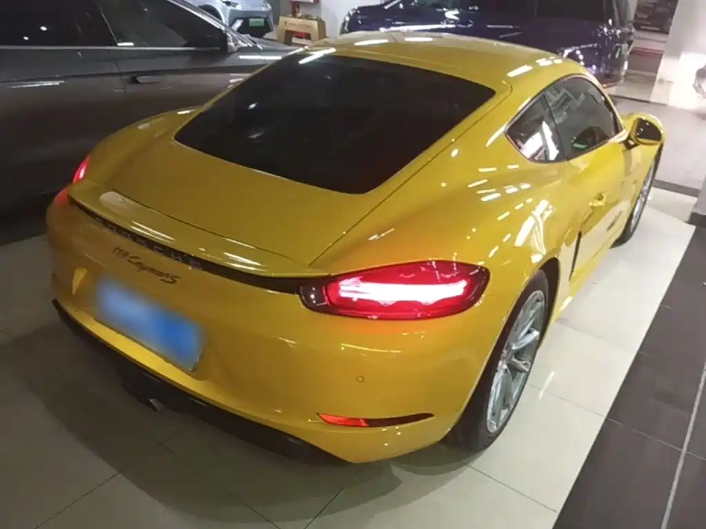 Porsche 718 2018 Cayman 2.0T фото 7
