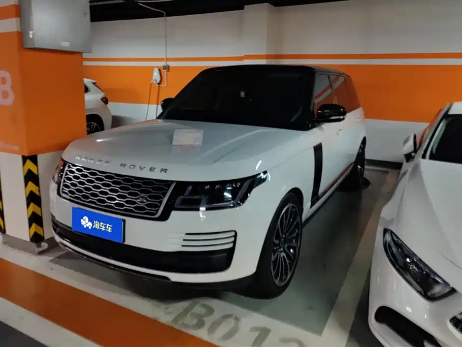 Land Rover Range Rover 2021 3.0 L6 Heritage Extended Classic Edition
