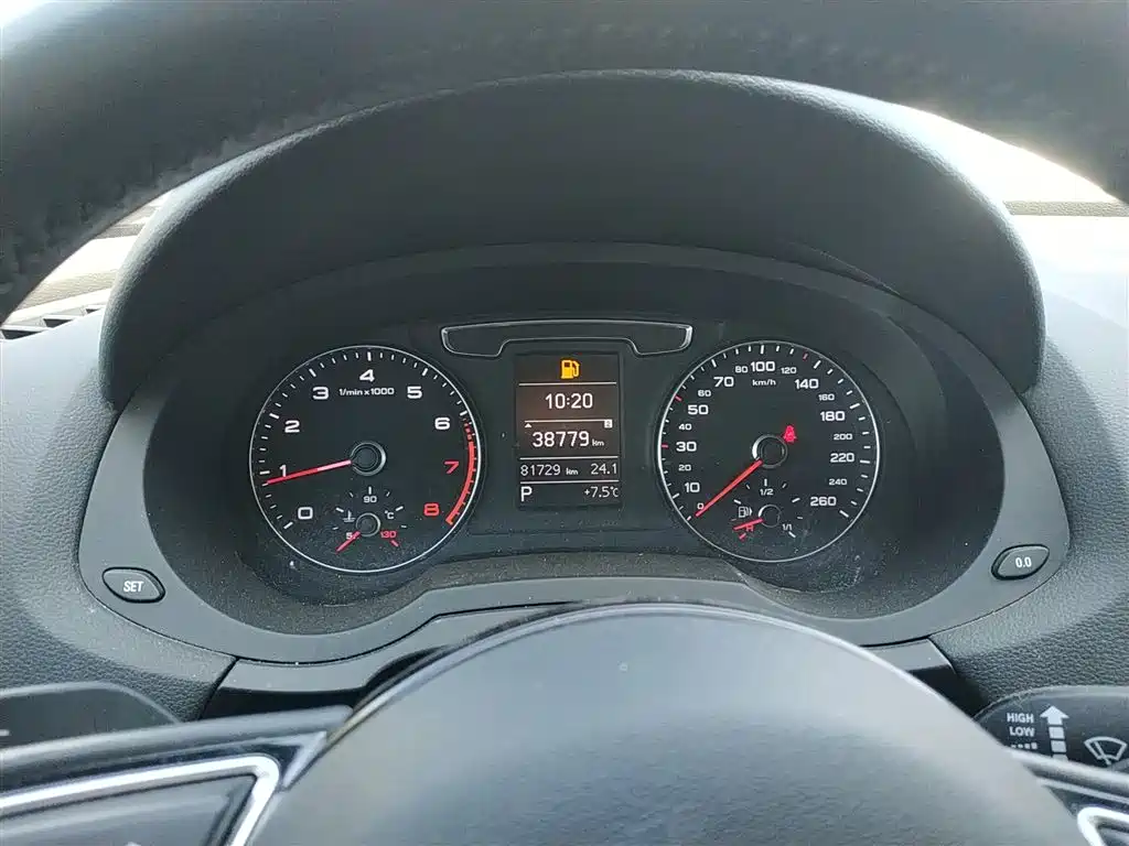 Audi Q3 2018 30th Anniversary Edition 30 TFSI Style фото 12