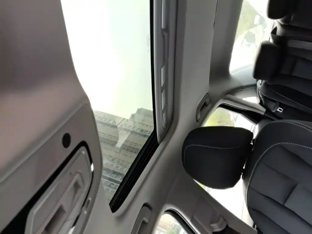 Photo 18 - Audi A4L