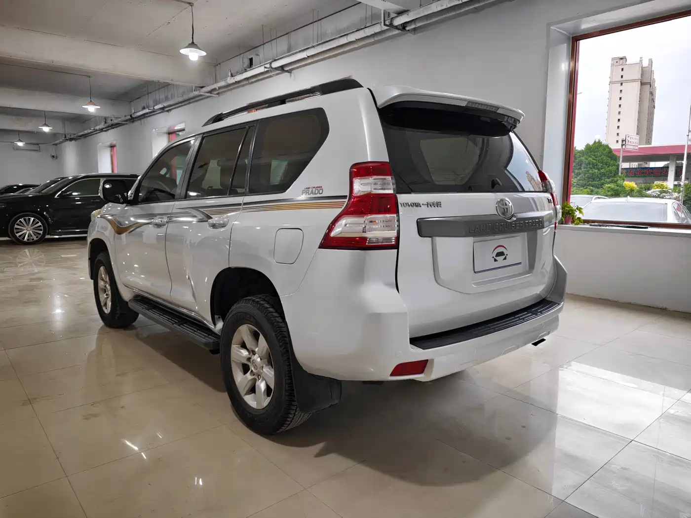 Toyota Prado 2016 2.7L Auto Standard Edition фото 4