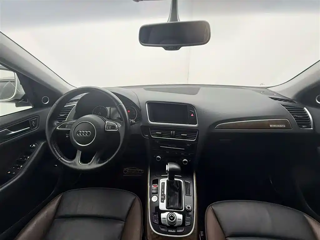 Audi Q5 2017 40 TFSI Comfort фото 4