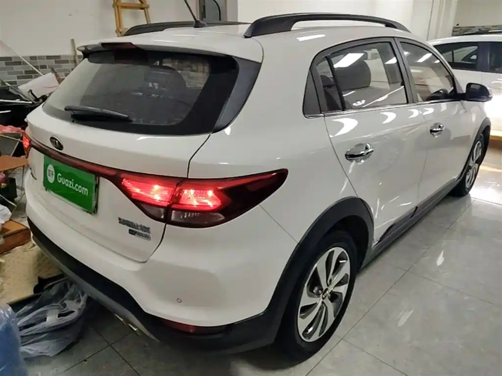 Kia KX CROSS 2017 1.4L AT GLS фото 7