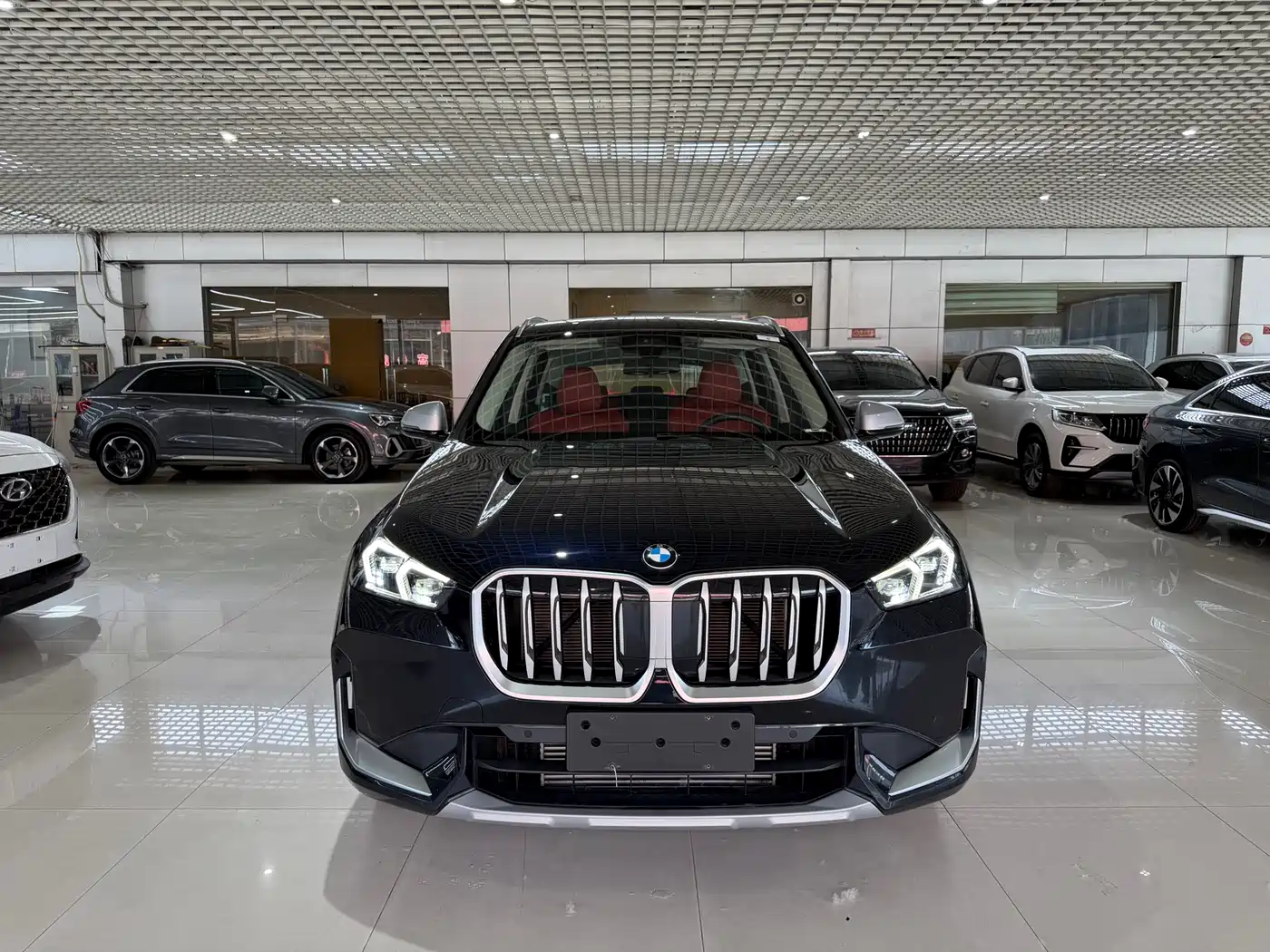 BMW X1 2023 sDrive20Li X Design Package фото 2