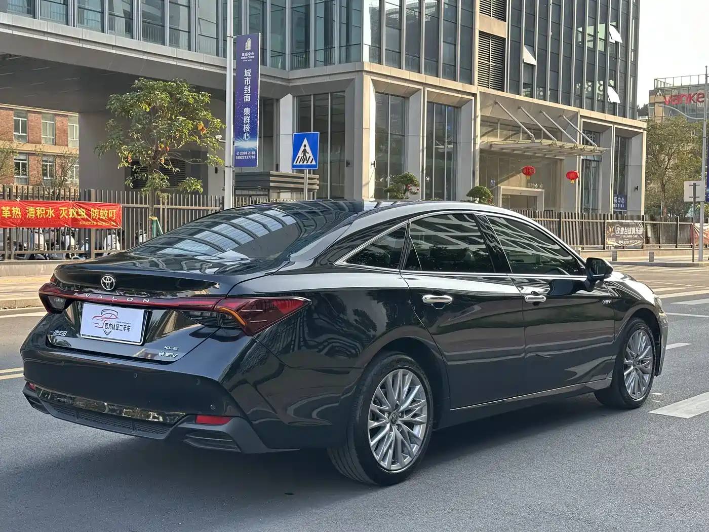 Toyota Avalon 2024 Model Hybrid 2.0L Prestige Edition фото 4