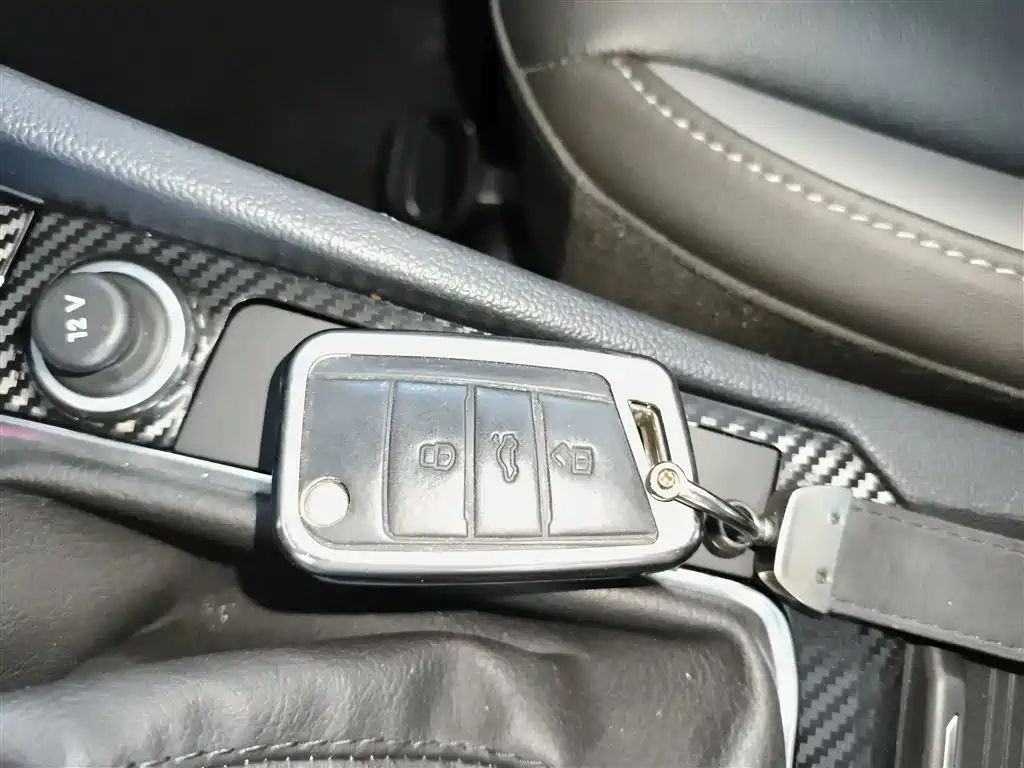 Volkswagen Sagitar 2022 280TSI DSG Soaring Edition фото 9