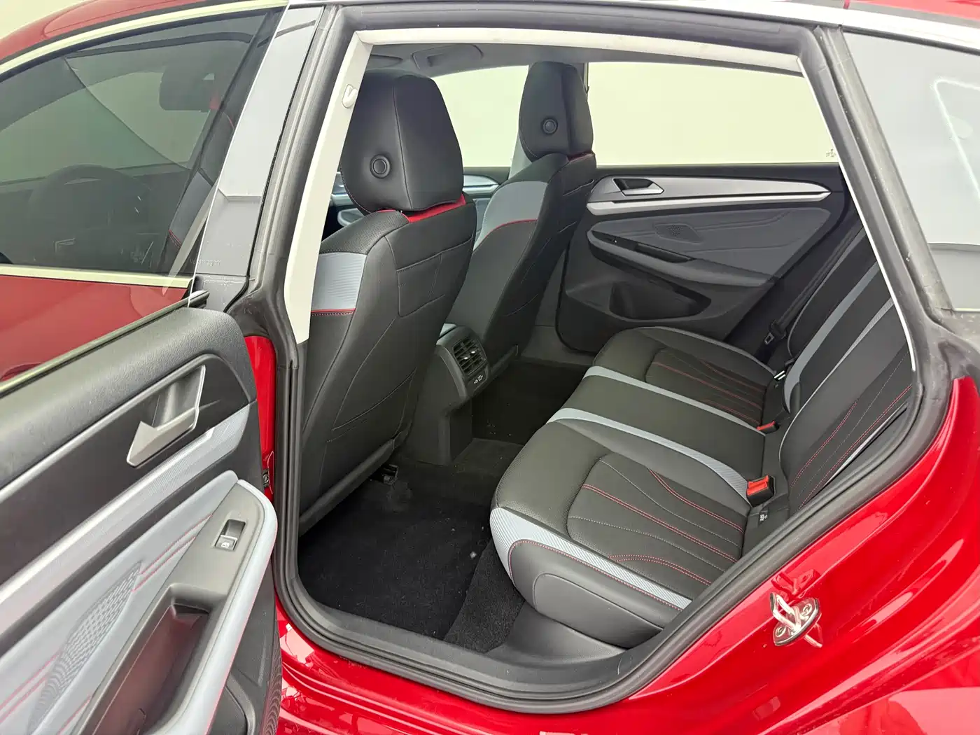 Volkswagen Lamando 2023 Lamando L 280TSI DSG Cool Edition фото 13