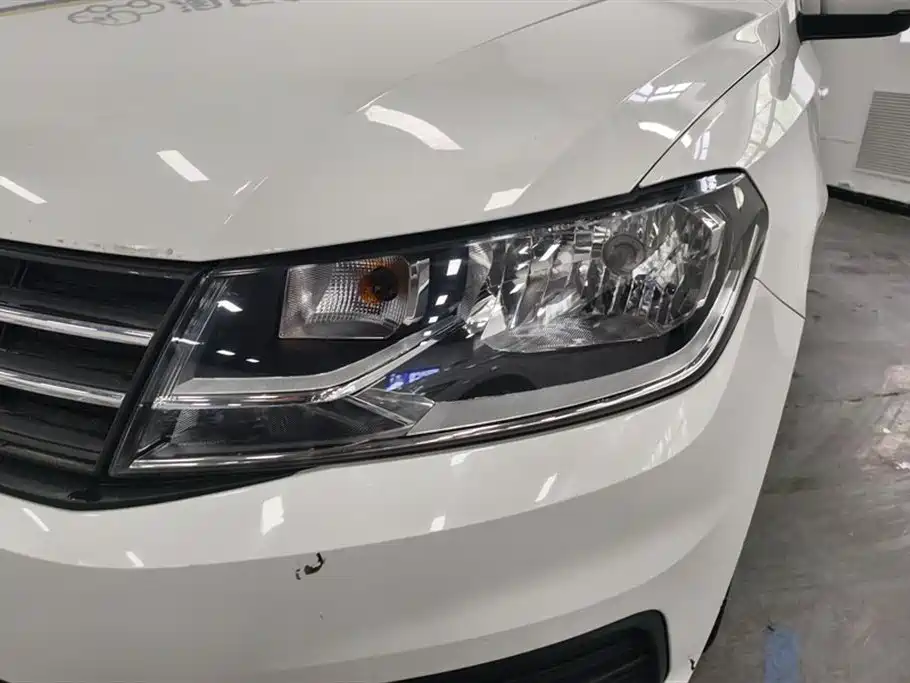 Volkswagen Santana 2016 1.6L Manual Trend Edition фото 5