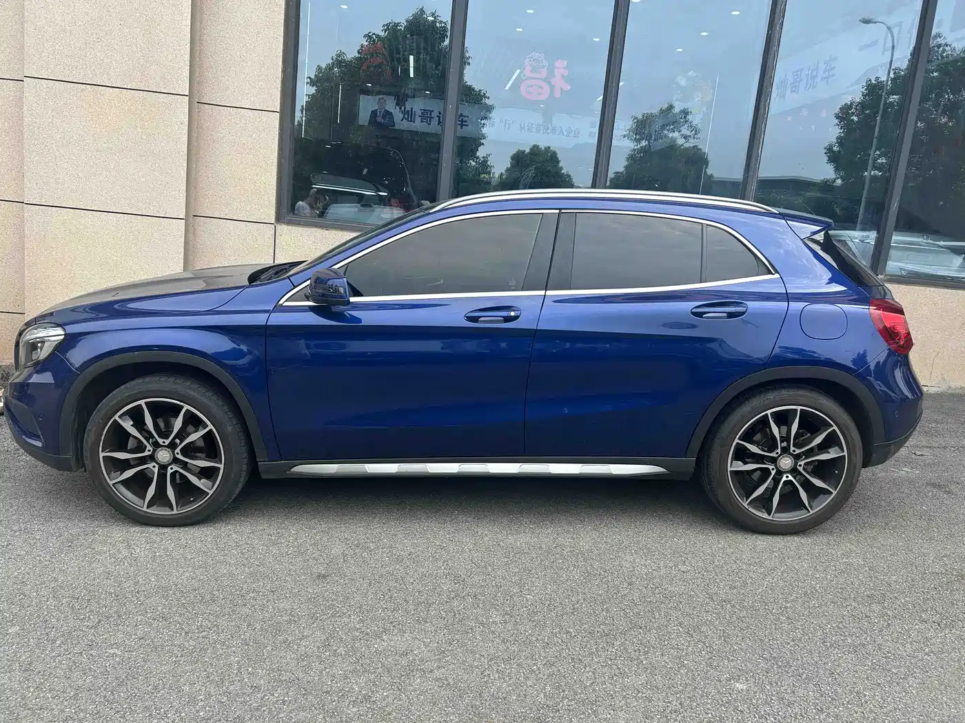 Mercedes-Benz GLA 2016 GLA 200 Blues Edition фото 2