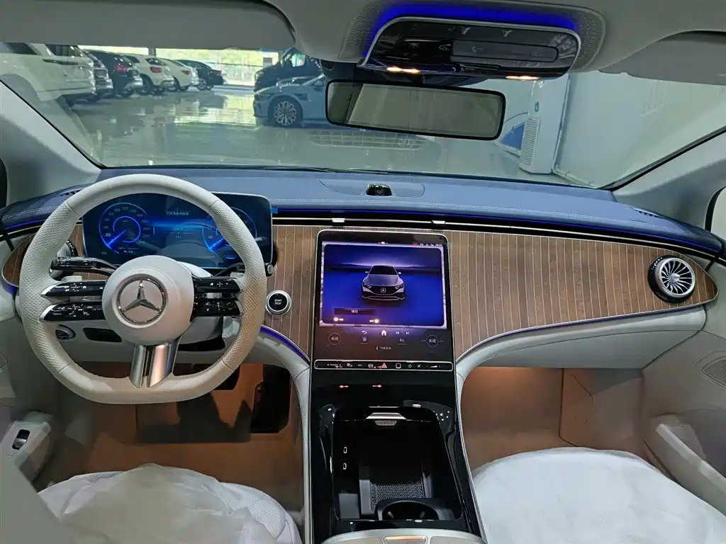 Mercedes-Benz EQE 2025 2025 500 4MATIC Pioneer