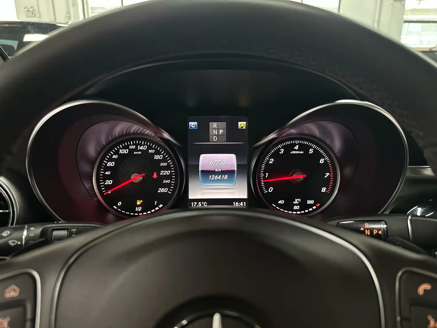 Mercedes-Benz GLC 2018 GLC 200 4MATIC фото 7