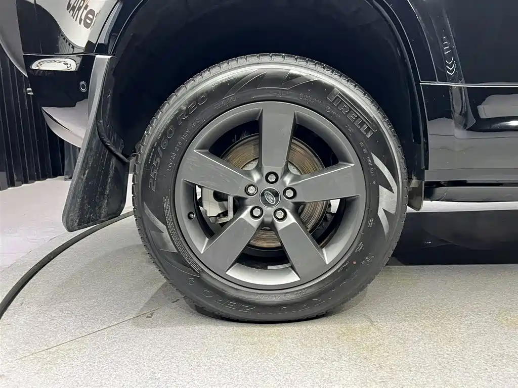 LAND ROVER GUARD