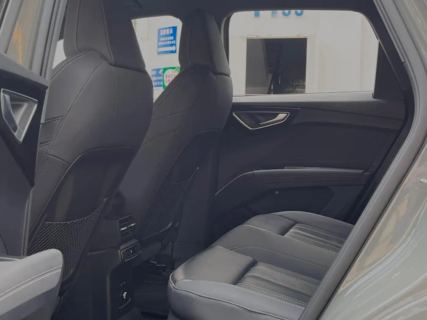 Audi Q4 e-tron 2023 40 e-tron Pioneer Edition фото 5