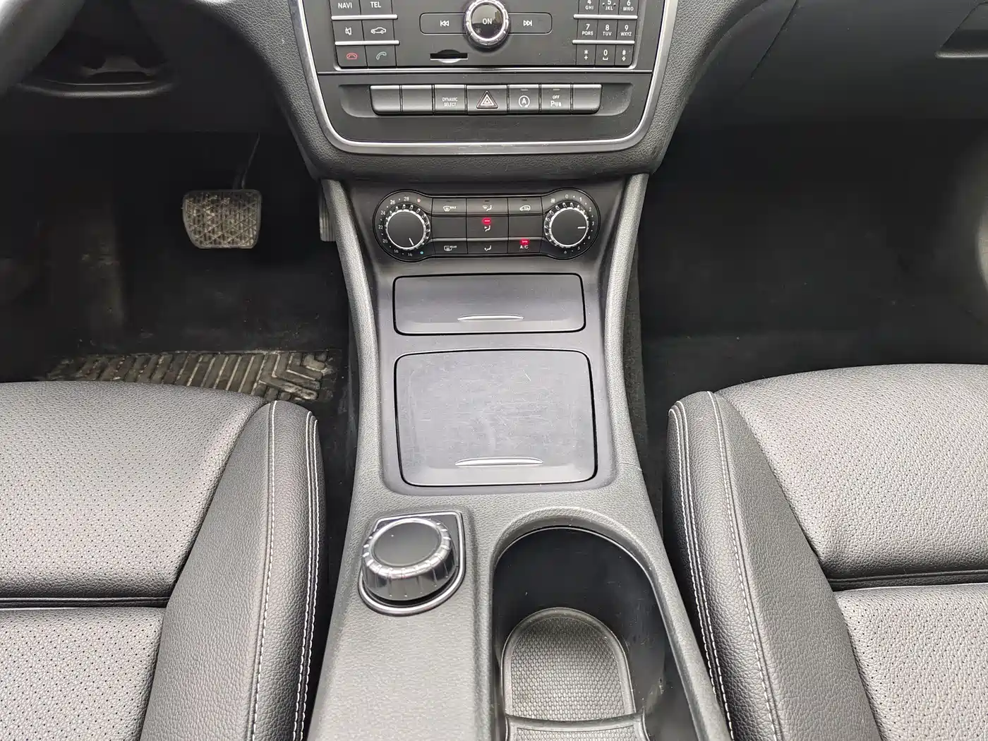 Mercedes-Benz GLA 2016 GLA 200 Dynamic фото 16