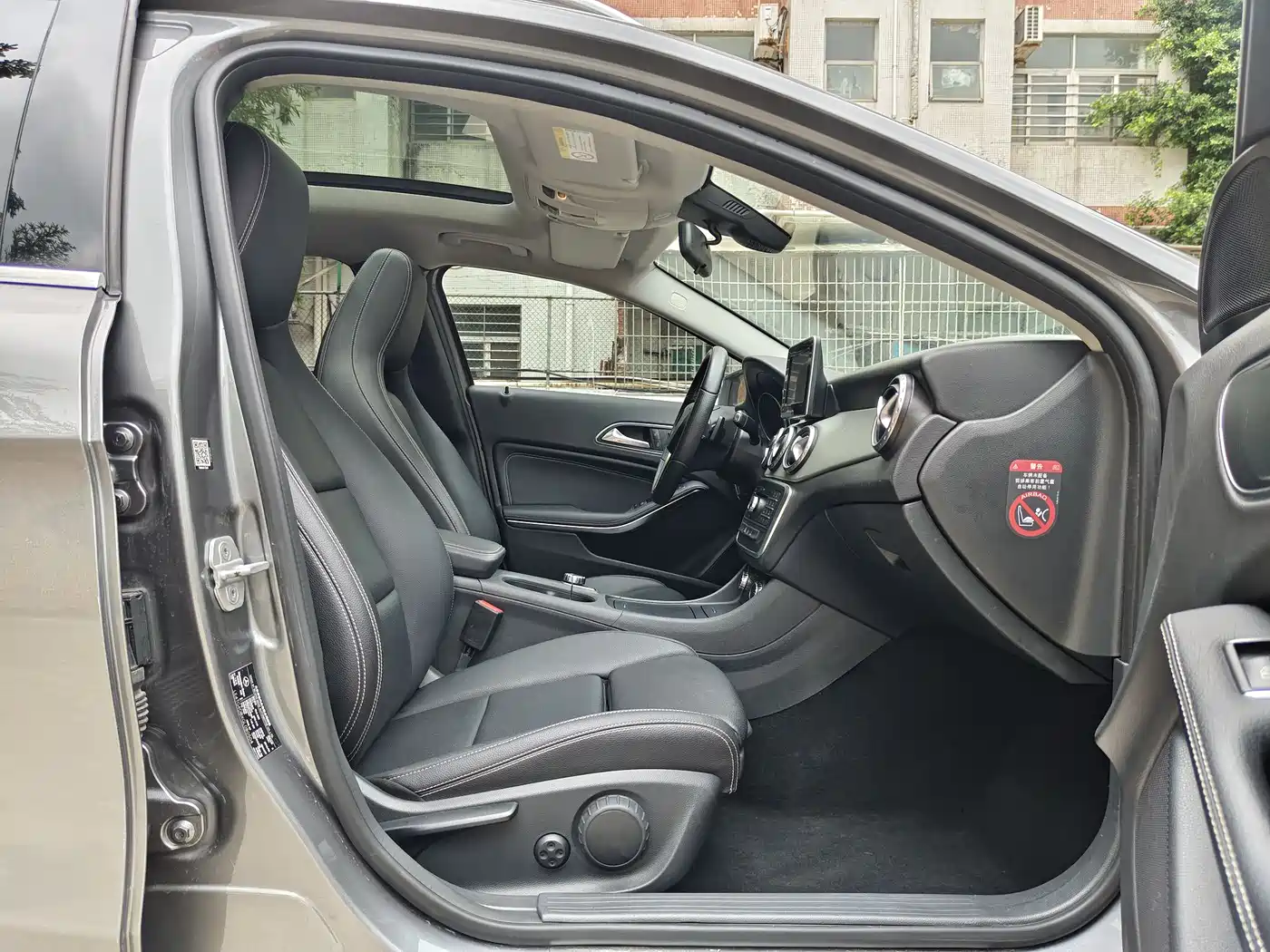 Mercedes-Benz GLA 2016 GLA 200 Dynamic фото 10