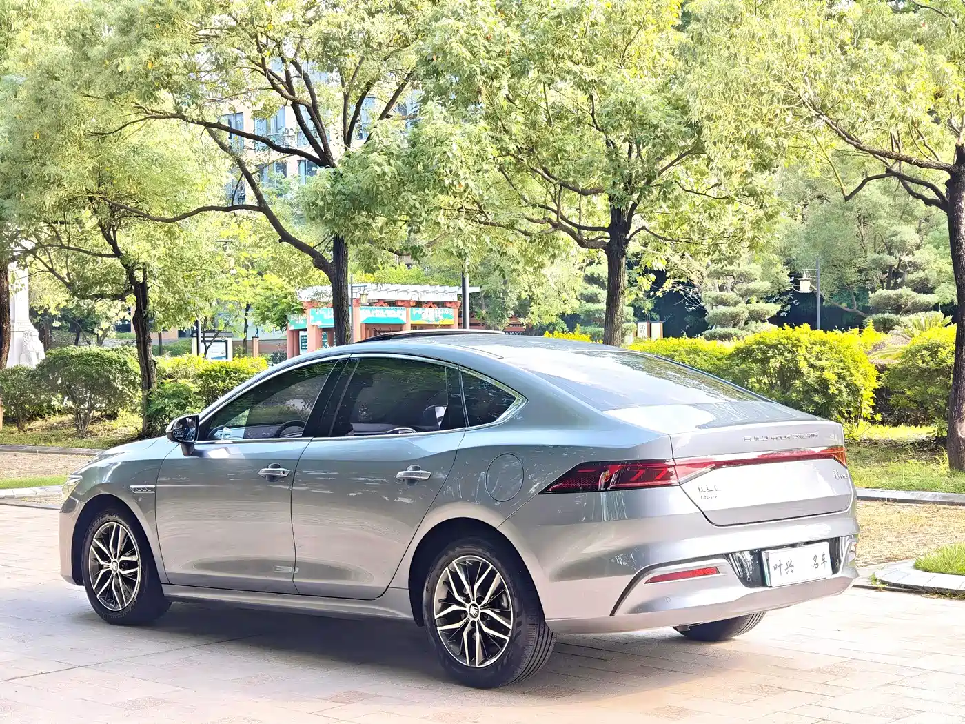 BYD Qin PLUS 2021 DM-i 55KM Flagship фото 13