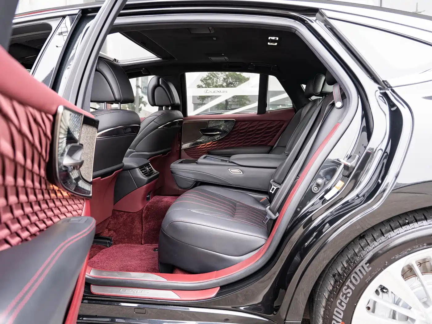 Lexus LS 2022 2021 500h Executive Edition