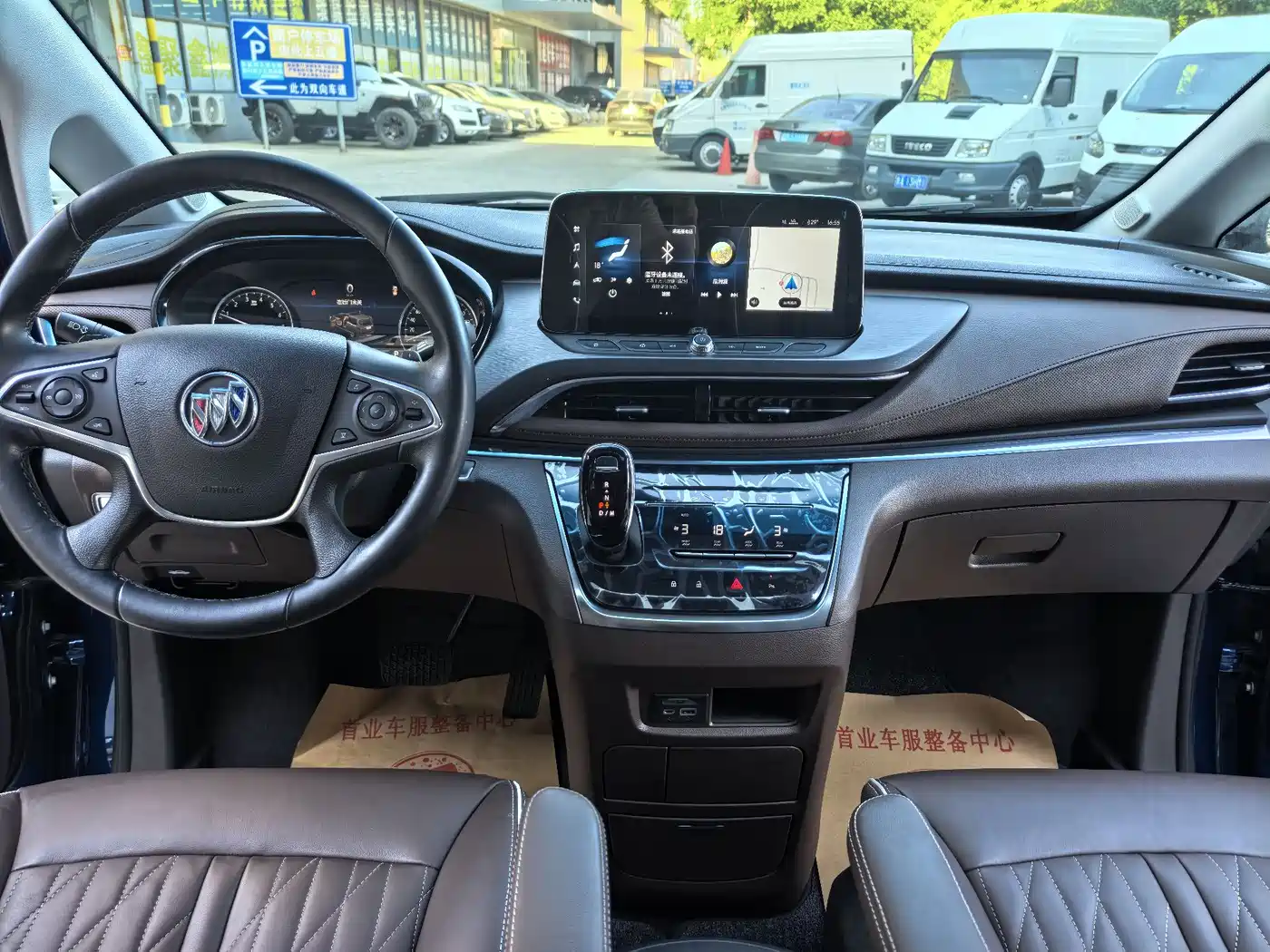 Buick GL8 2023 Land Business Class 652T Luxury фото 8