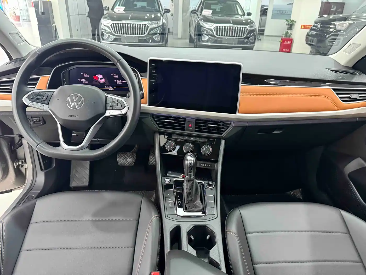 VOLKSWAGEN BORA