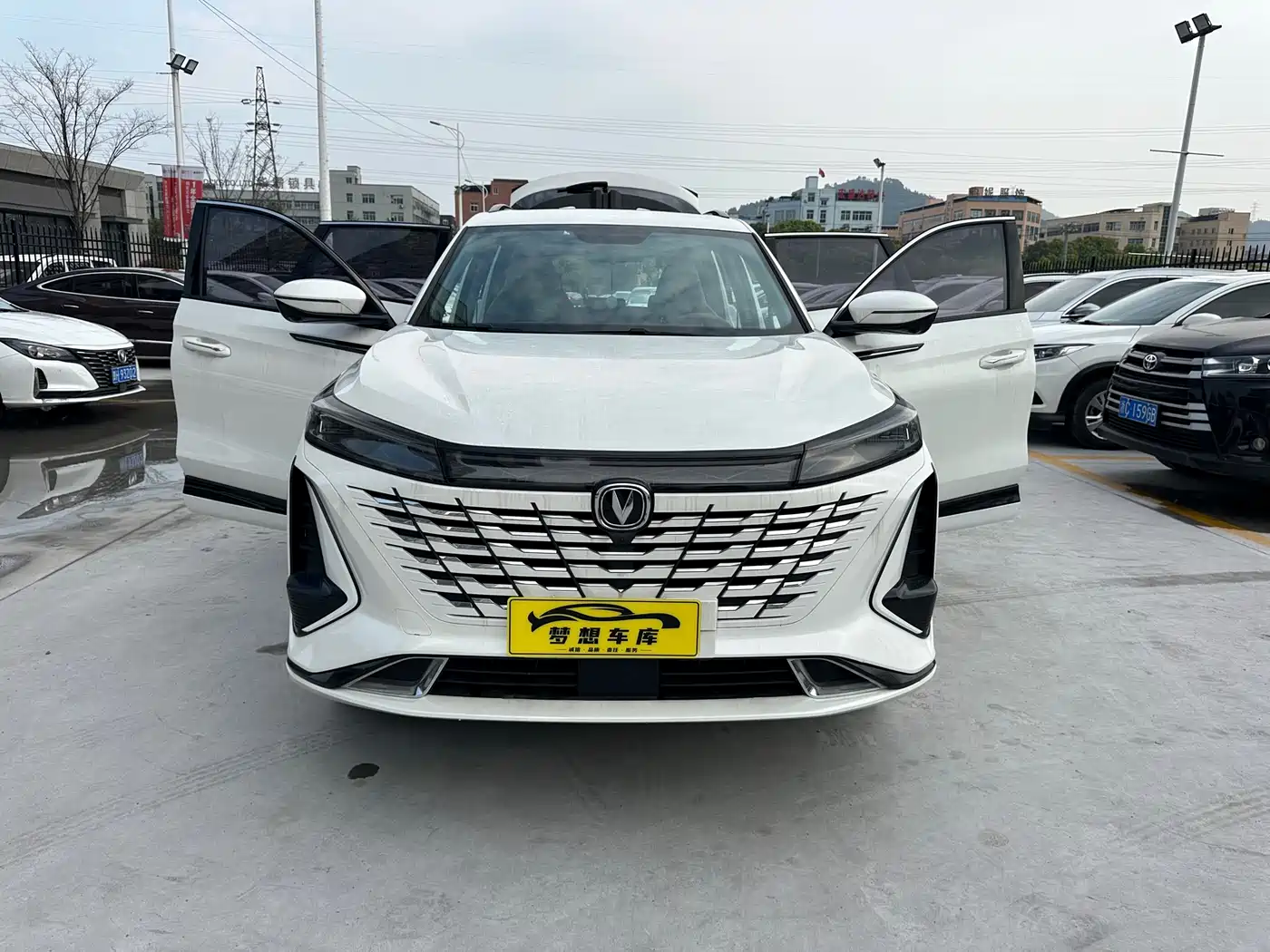 CHANG'AN CS75PLUS