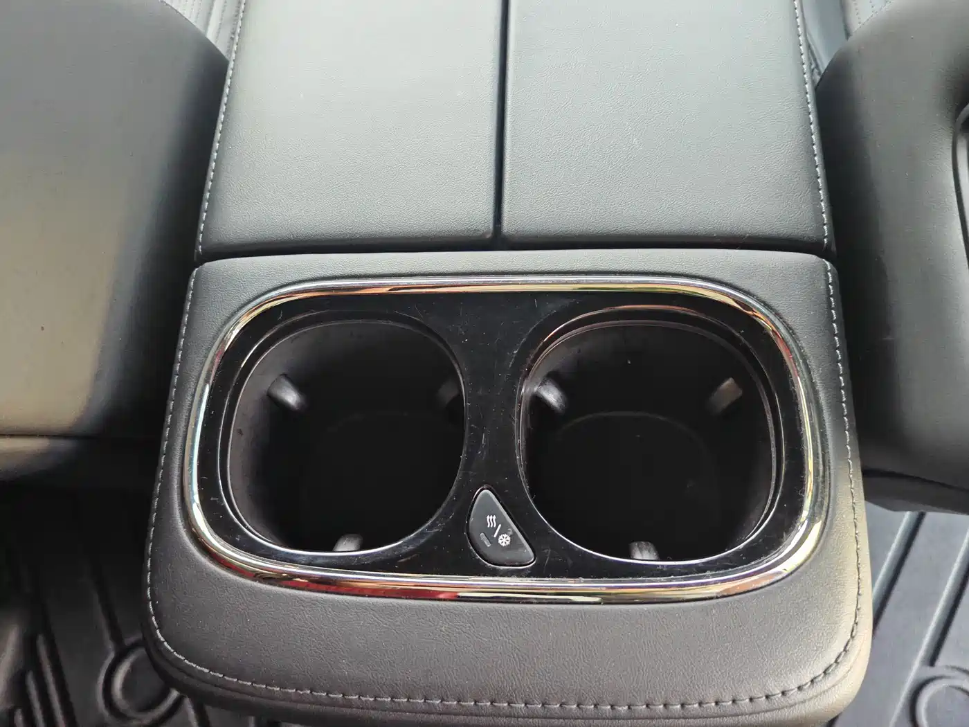 GAC Trumpchi Trumpchi M8 2023 Model Master Series 400T Ultimate Edition фото 22