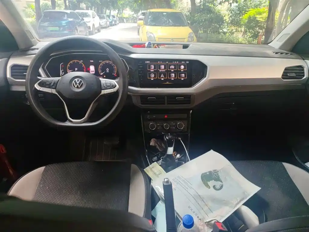 Volkswagen Tanying 2021 1.5L Automatic Smart Connect Edition фото 6