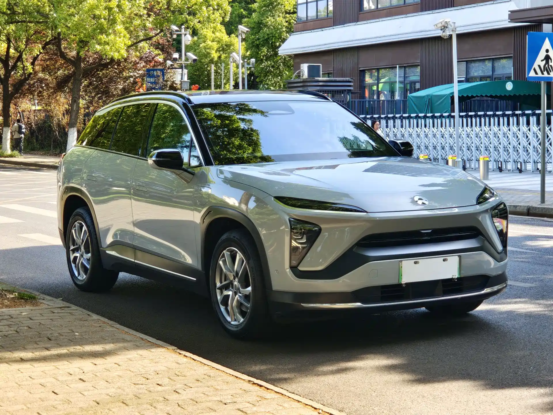 Фото 3 - NIO ES6
