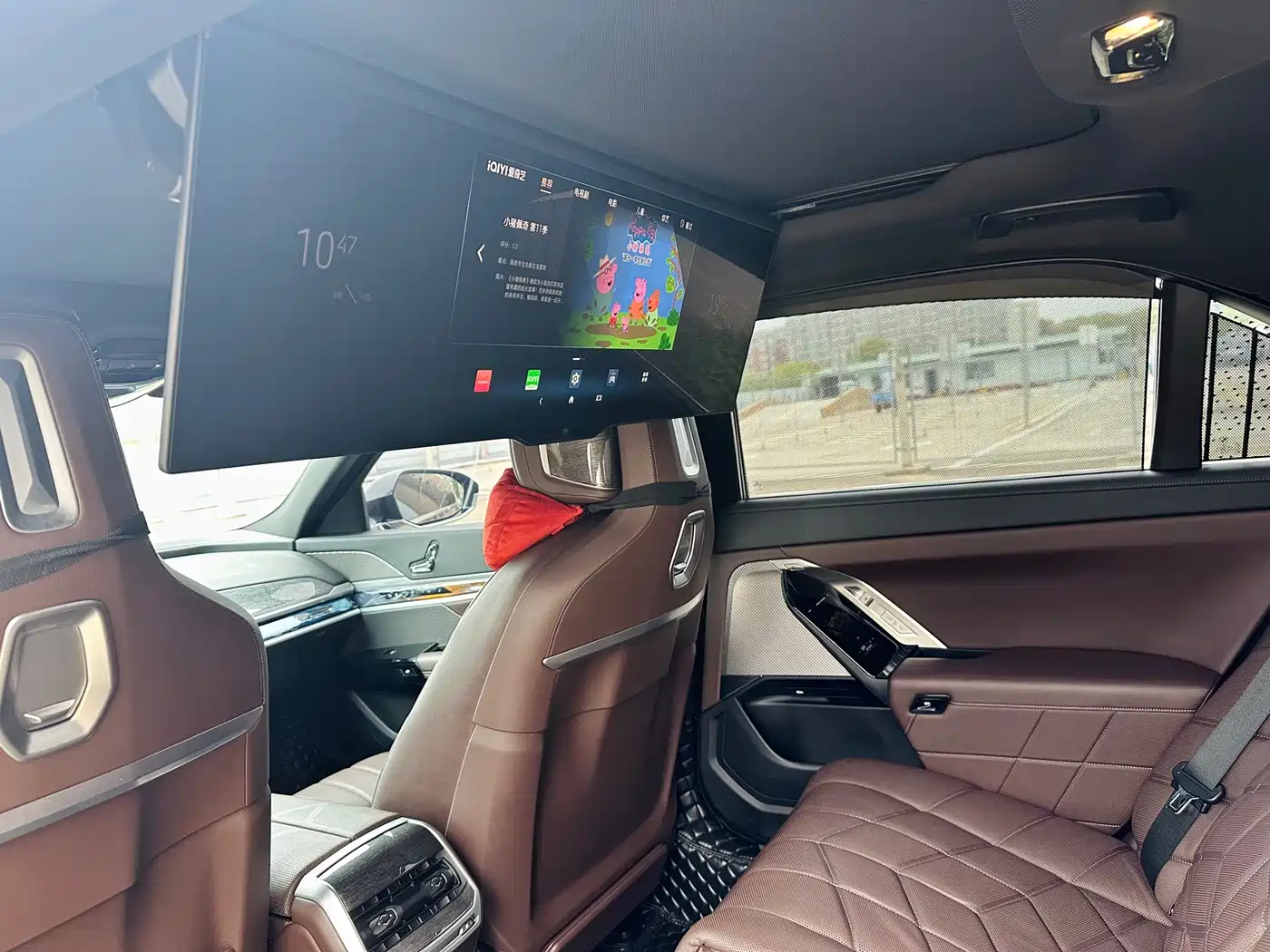 BMW 7 Series 2023 Facelift 740Li Exclusive M Sport Package фото 9