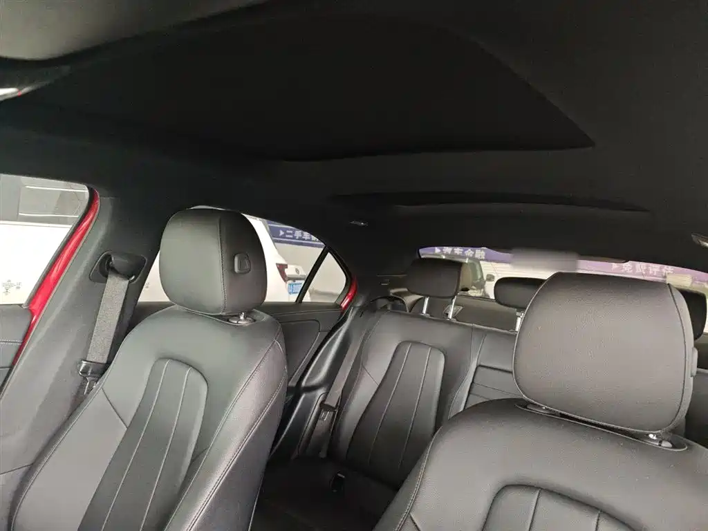 Mercedes-Benz A-Class 2020 Facelift A 200 L Sport Sedan Dynamic фото 8