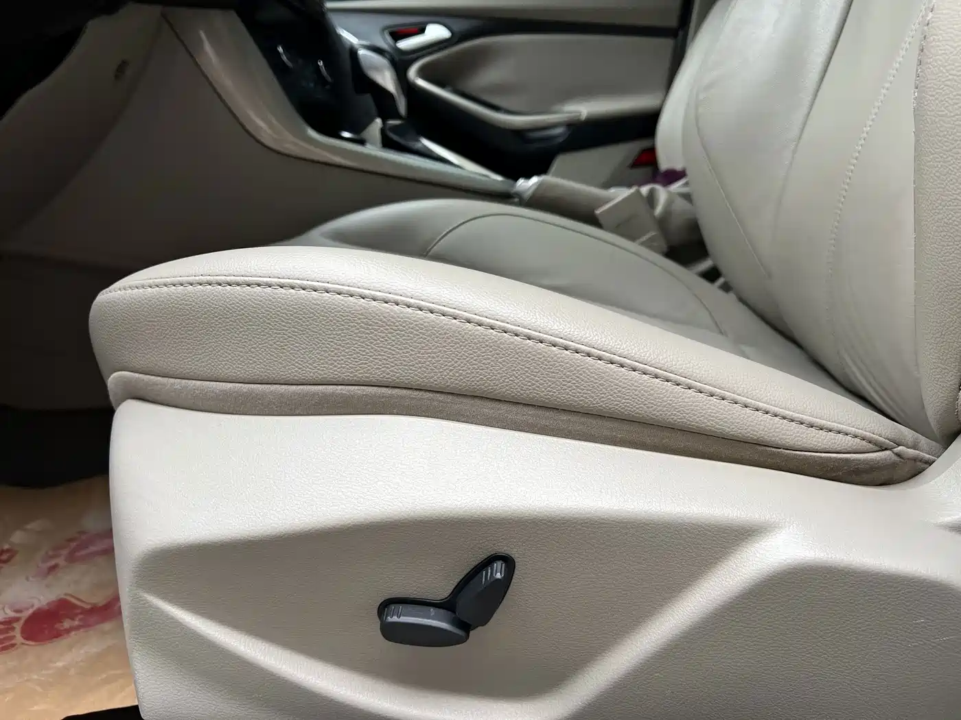 Photo 15 - Ford Focus