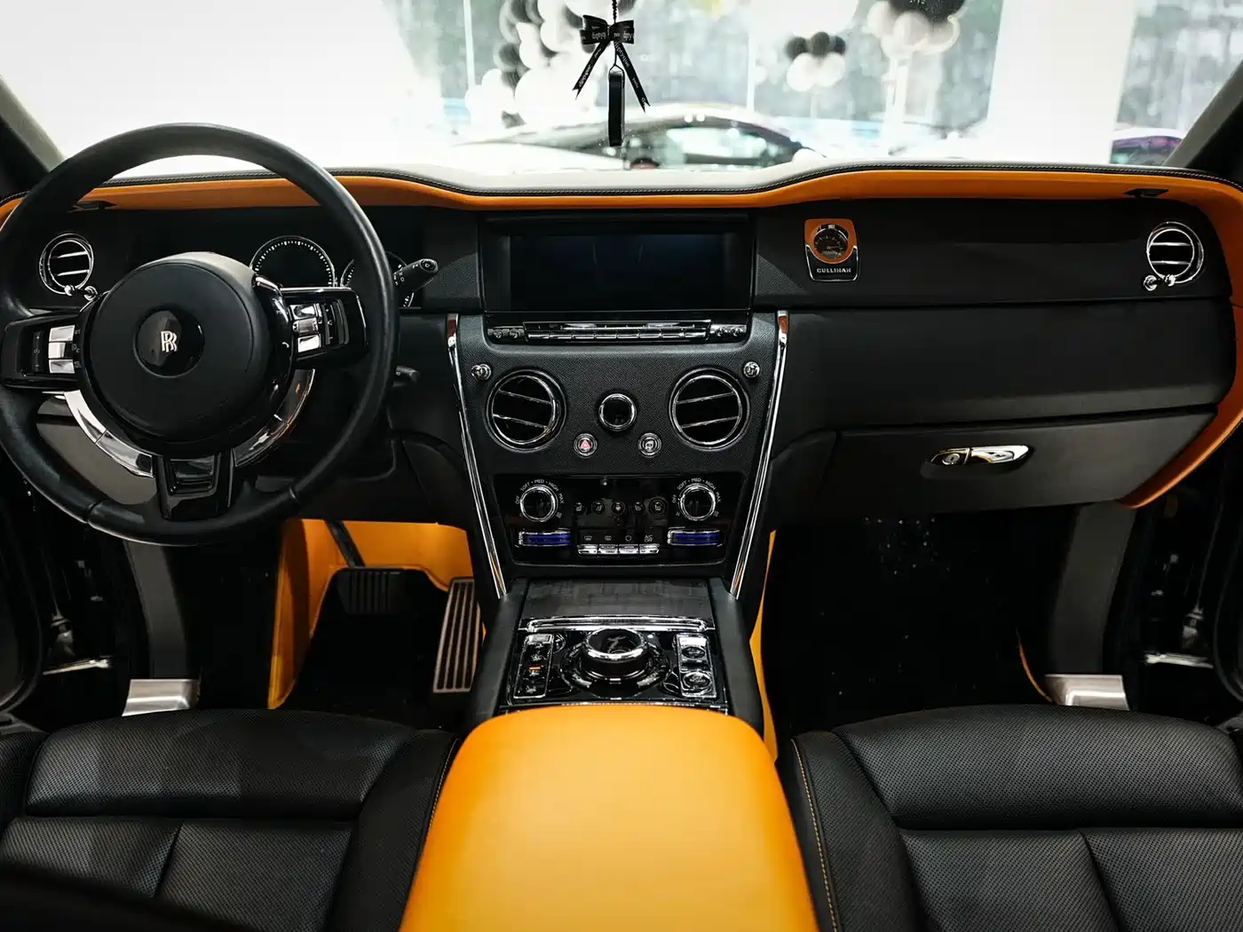 Rolls-Royce Cullinan 2018 5-Seater Version фото 20