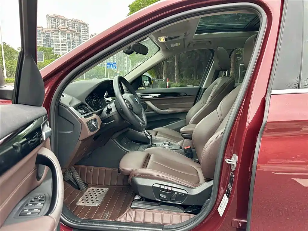 BMW X1 2020 sDrive25Li Leading Model фото 6