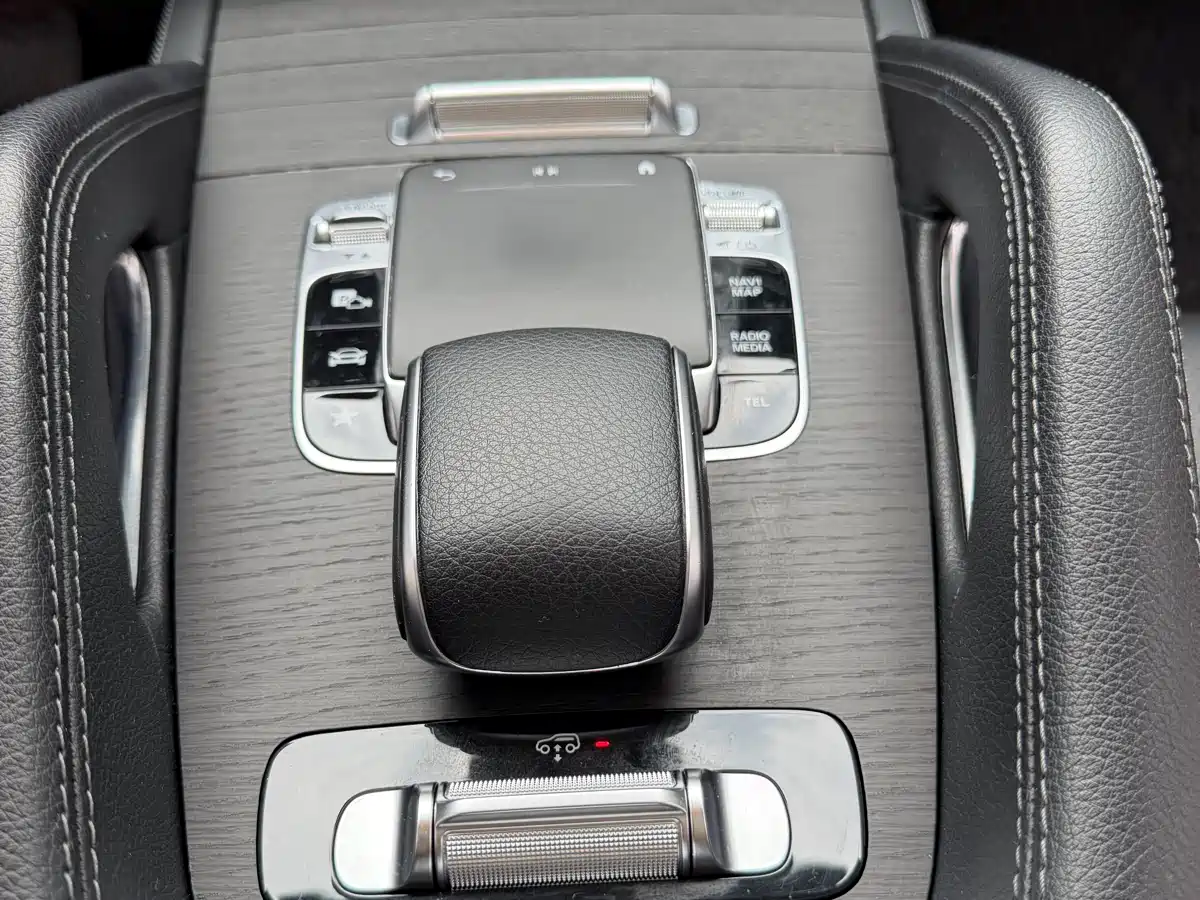 Mercedes-Benz GLE 2020 Facelift GLE 450 4MATIC Luxury фото 23